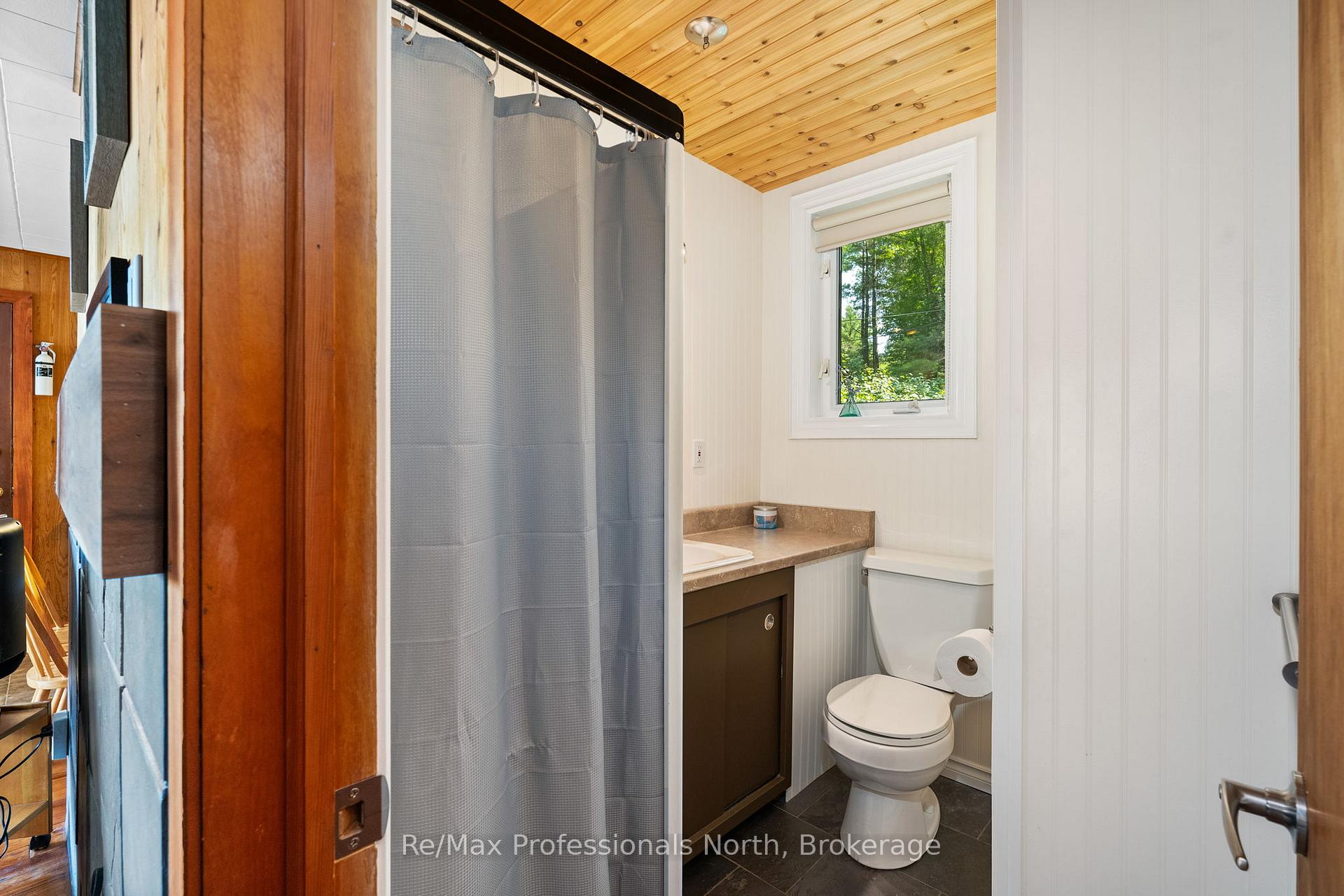 Photo 27 of 1020 Road 2000, Gravenhurst, Morrison — HOMEH
