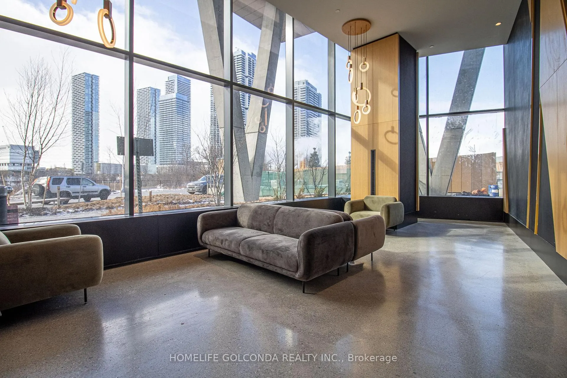 Photo 3 of Unit 4704, 2920 Highway 7 Road, Vaughan, Concord — HOMEH