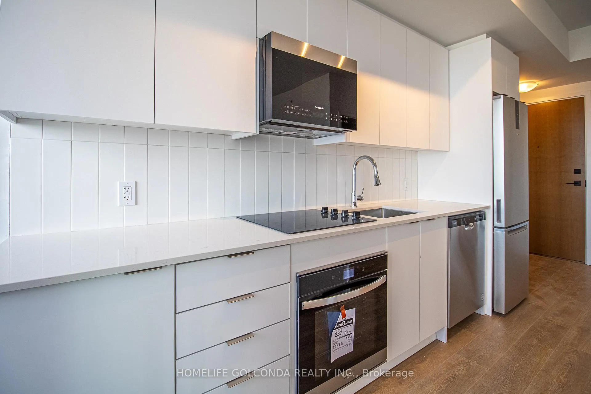 Photo 12 of Unit 4704, 2920 Highway 7 Road, Vaughan, Concord — HOMEH