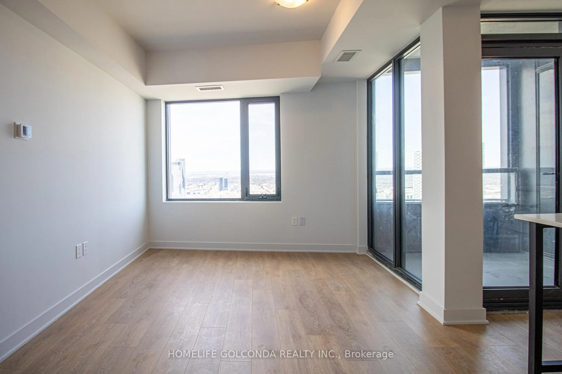Photo 17 of Unit 4704, 2920 Highway 7 Road, Vaughan, Concord — HOMEH
