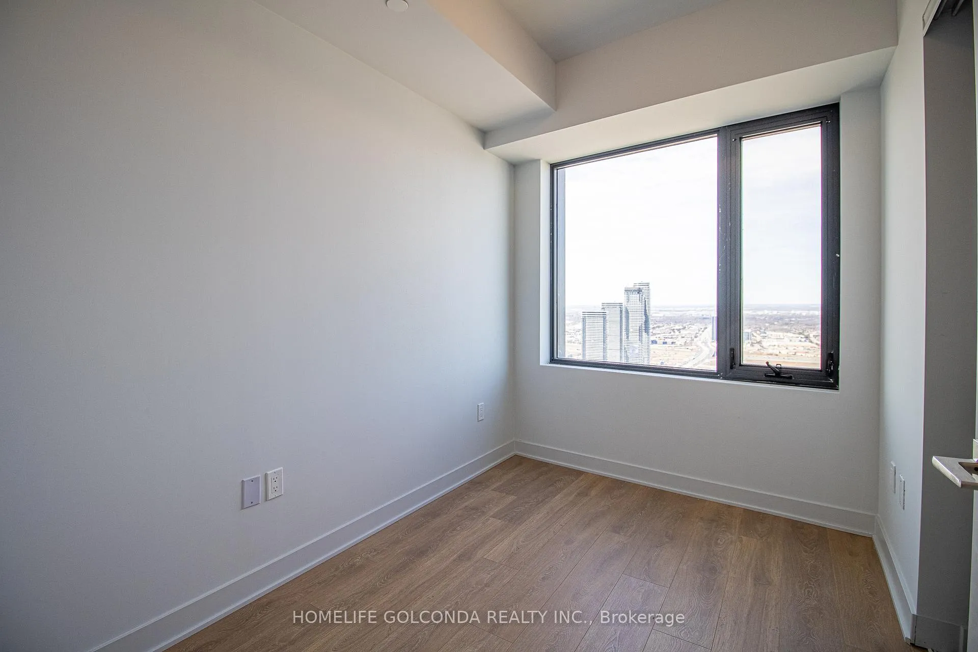 Photo 27 of Unit 4704, 2920 Highway 7 Road, Vaughan, Concord — HOMEH