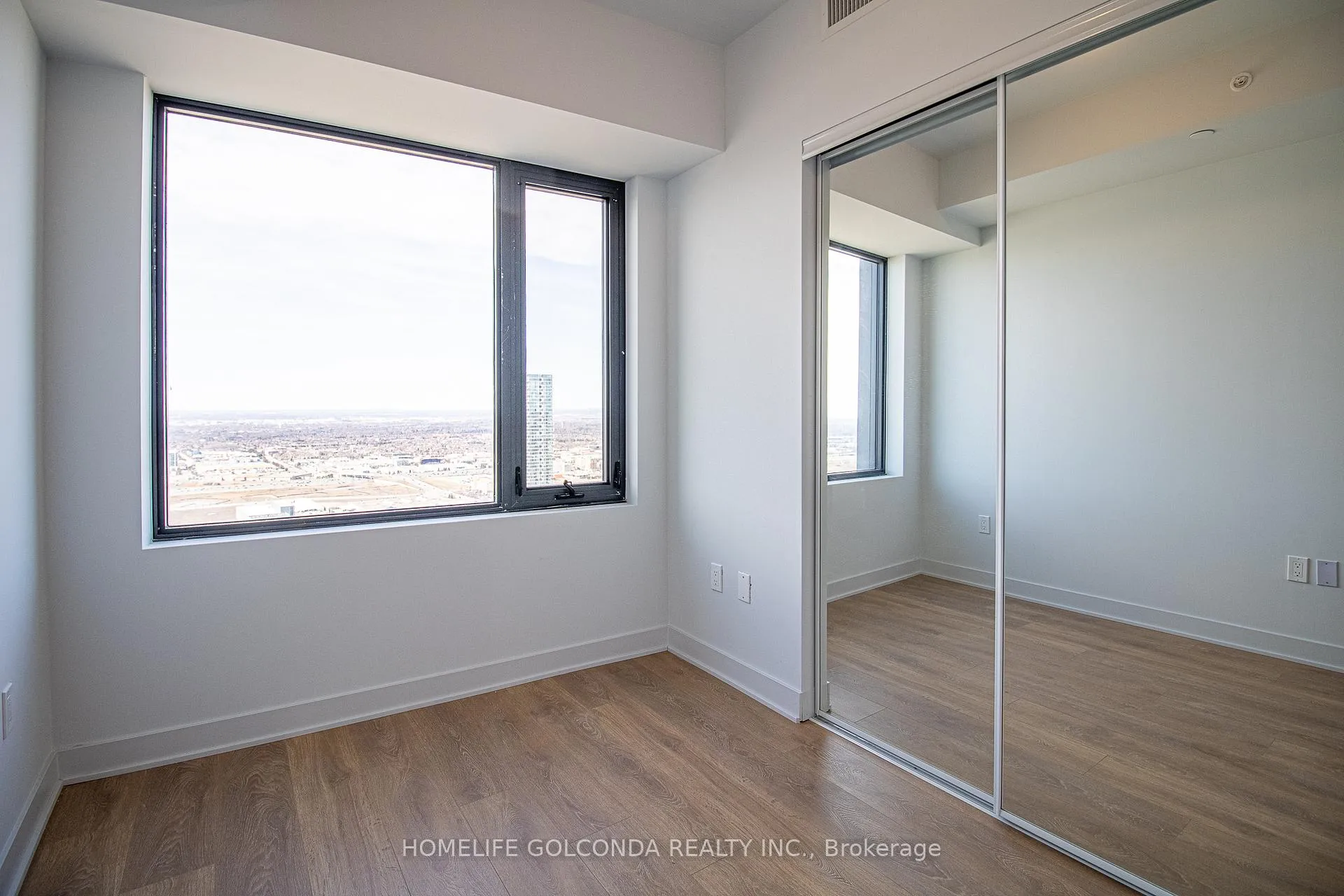 Photo 28 of Unit 4704, 2920 Highway 7 Road, Vaughan, Concord — HOMEH