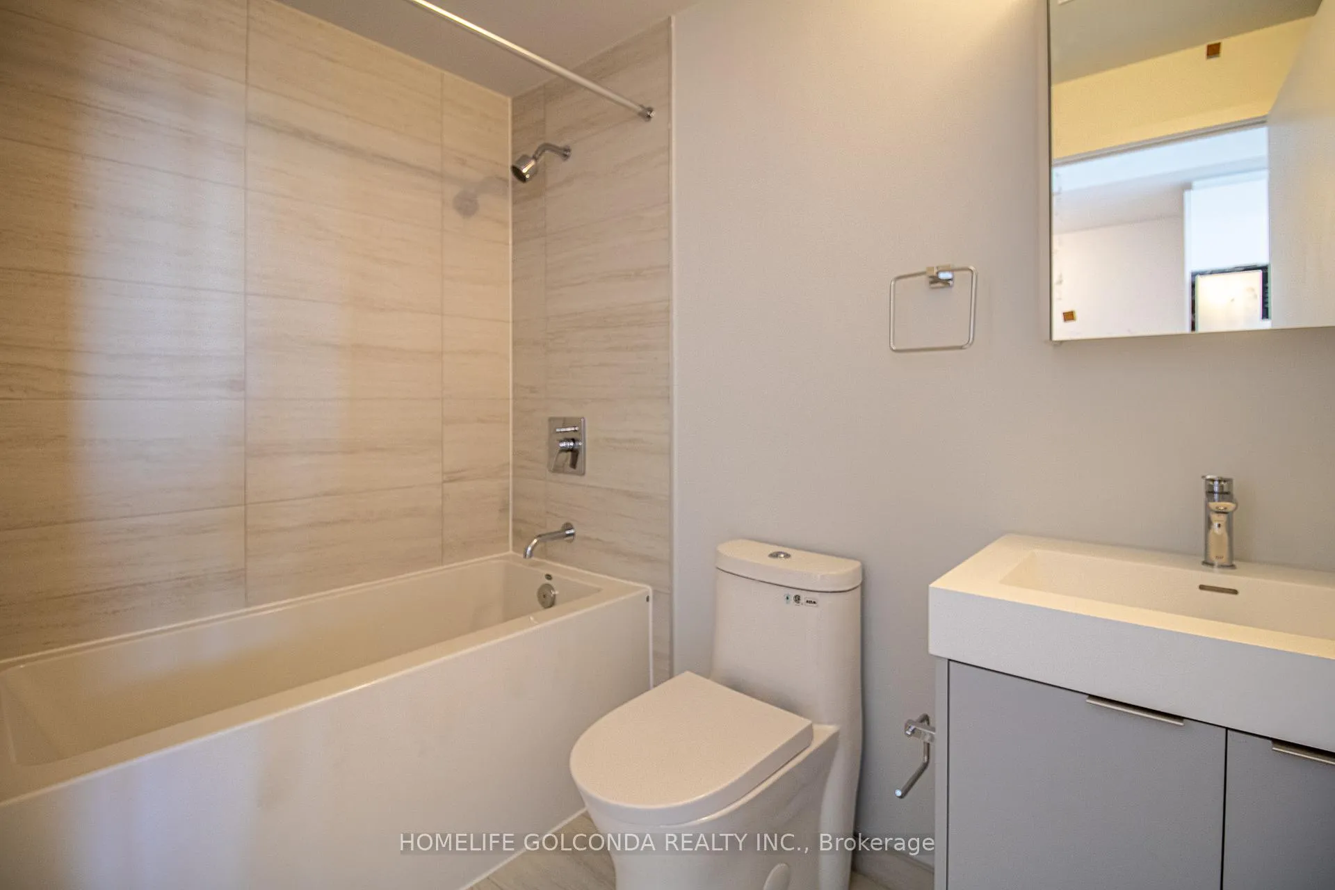 Photo 30 of Unit 4704, 2920 Highway 7 Road, Vaughan, Concord — HOMEH