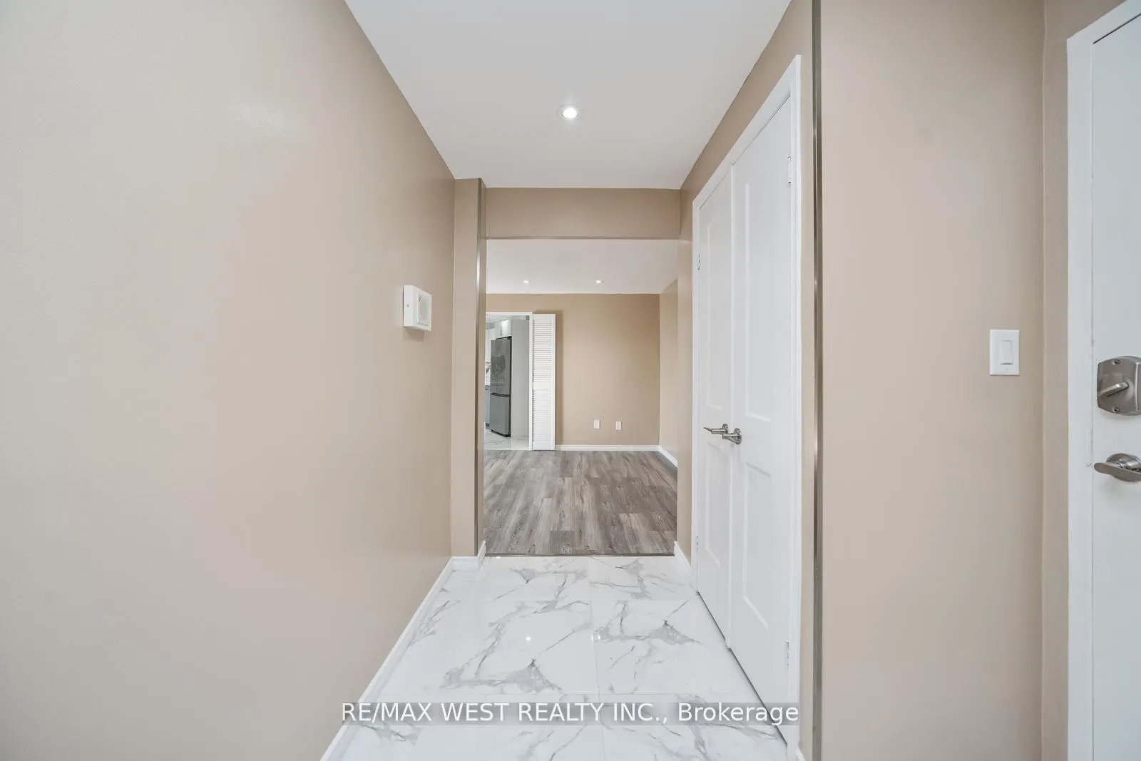 Photo 7 of Unit 614, 5 Shady Golfway, Toronto, Flemingdon Park — HOMEH