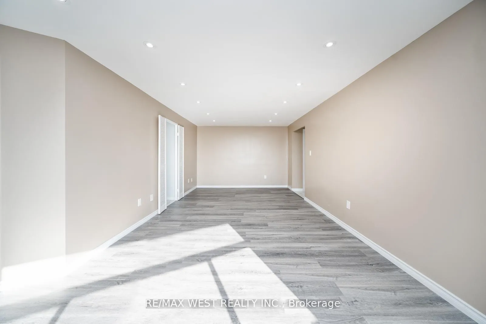 Photo 11 of Unit 614, 5 Shady Golfway, Toronto, Flemingdon Park — HOMEH