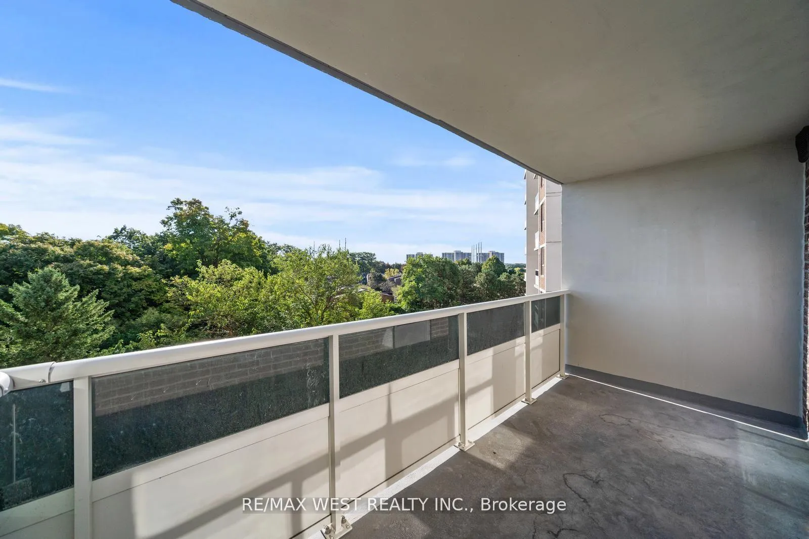 Photo 38 of Unit 614, 5 Shady Golfway, Toronto, Flemingdon Park — HOMEH