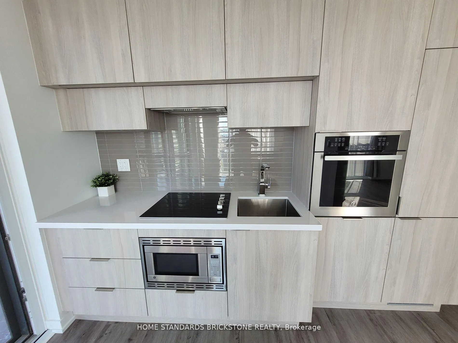 Photo 14 of Unit 1505, 39 Roehampton Avenue, Toronto, Mount Pleasant West — HOMEH