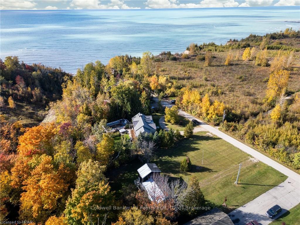 Photo 13 of 35 Maitland Avenue, Goderich, Goderich (Town) — HOMEH