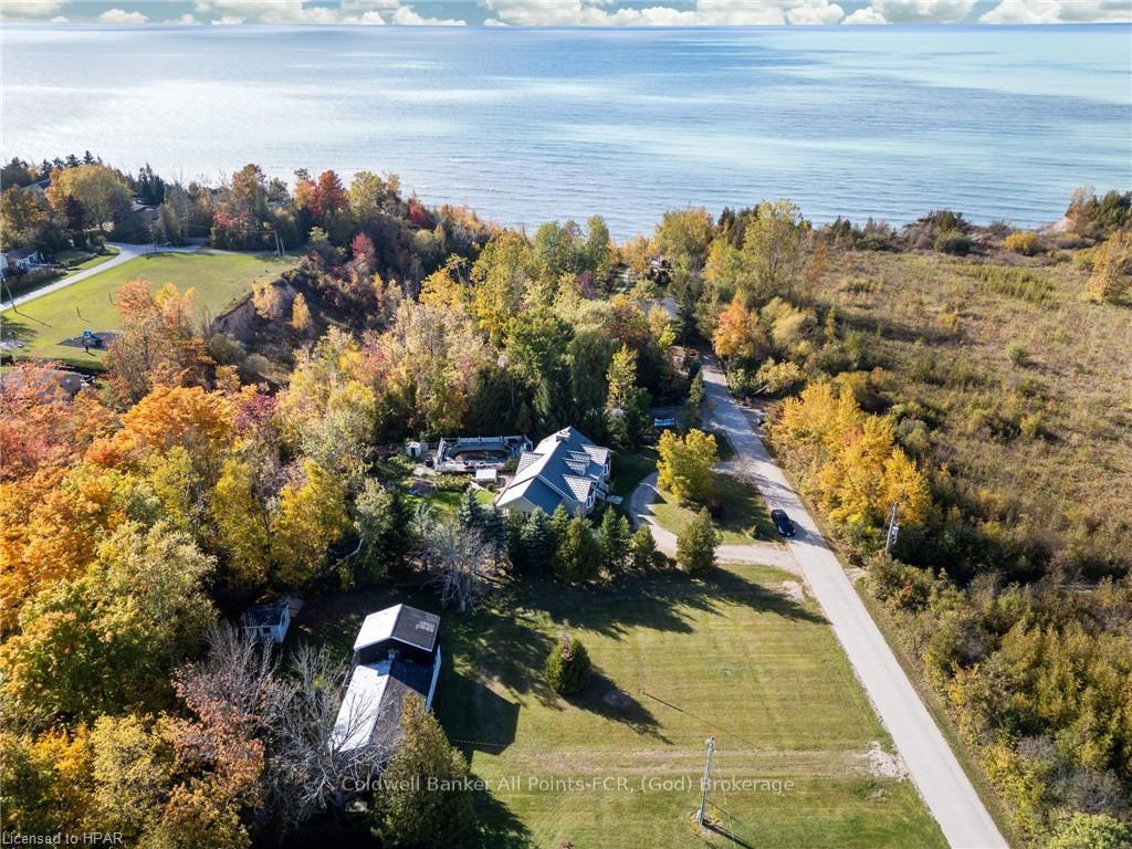 Photo 14 of 35 Maitland Avenue, Goderich, Goderich (Town) — HOMEH