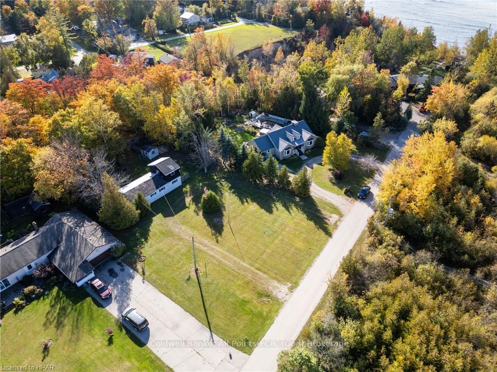 Photo 15 of 35 Maitland Avenue, Goderich, Goderich (Town) — HOMEH