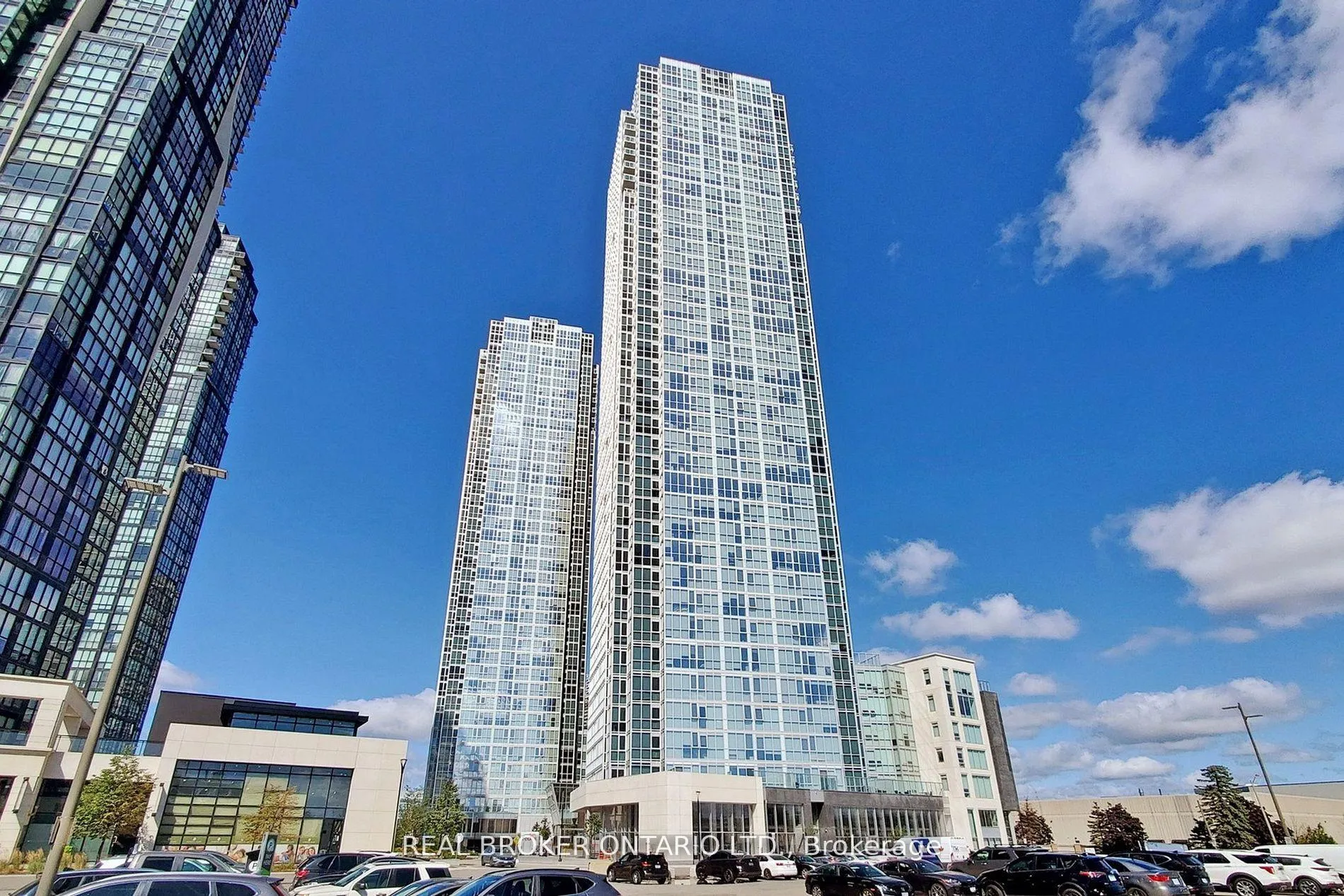 Photo 2 of Unit 3204, 2908 Highway 7 Road, Vaughan, Concord — HOMEH