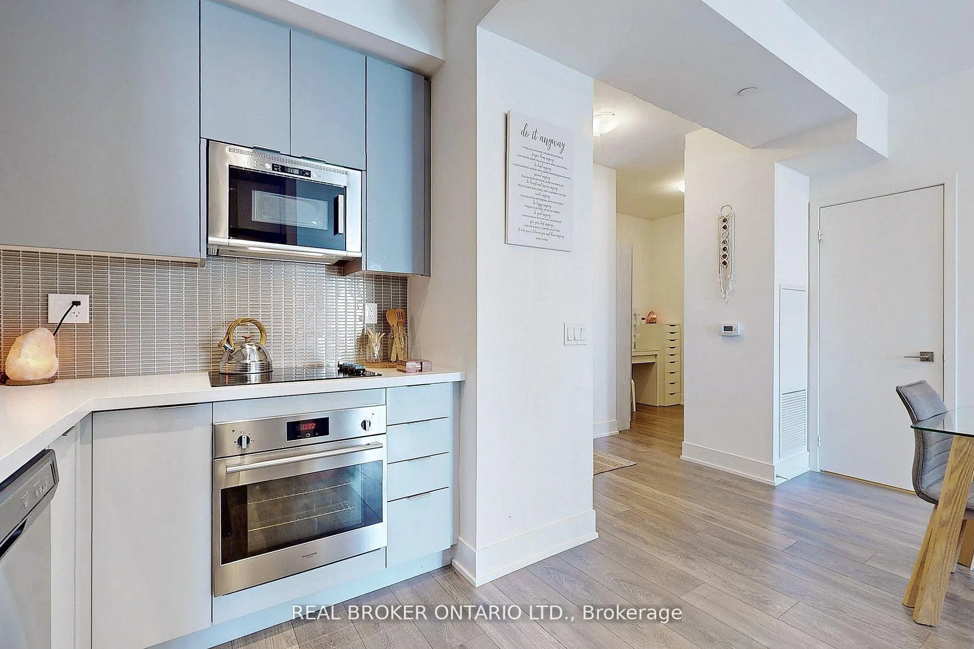 Photo 7 of Unit 3204, 2908 Highway 7 Road, Vaughan, Concord — HOMEH