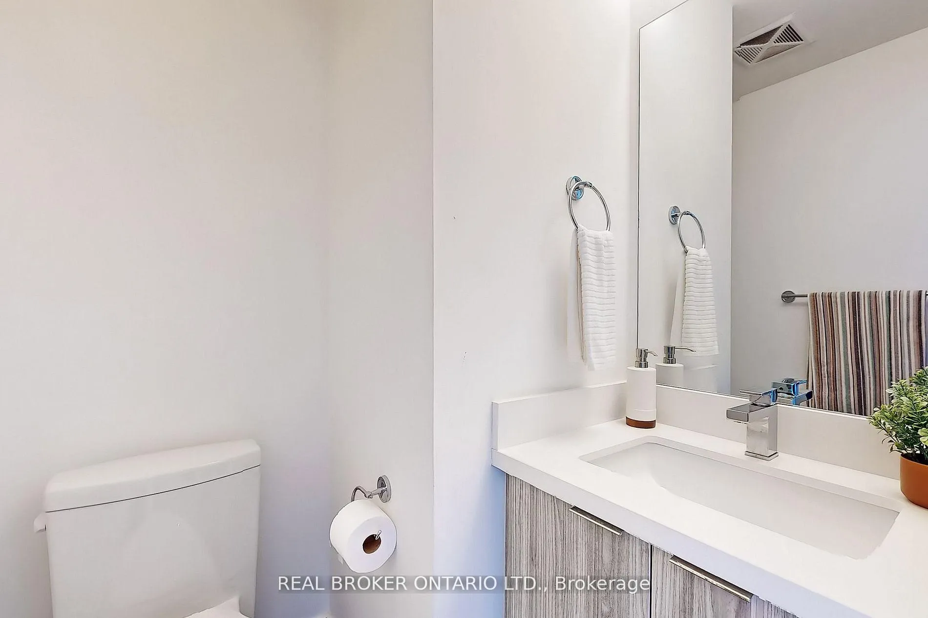 Photo 15 of Unit 3204, 2908 Highway 7 Road, Vaughan, Concord — HOMEH