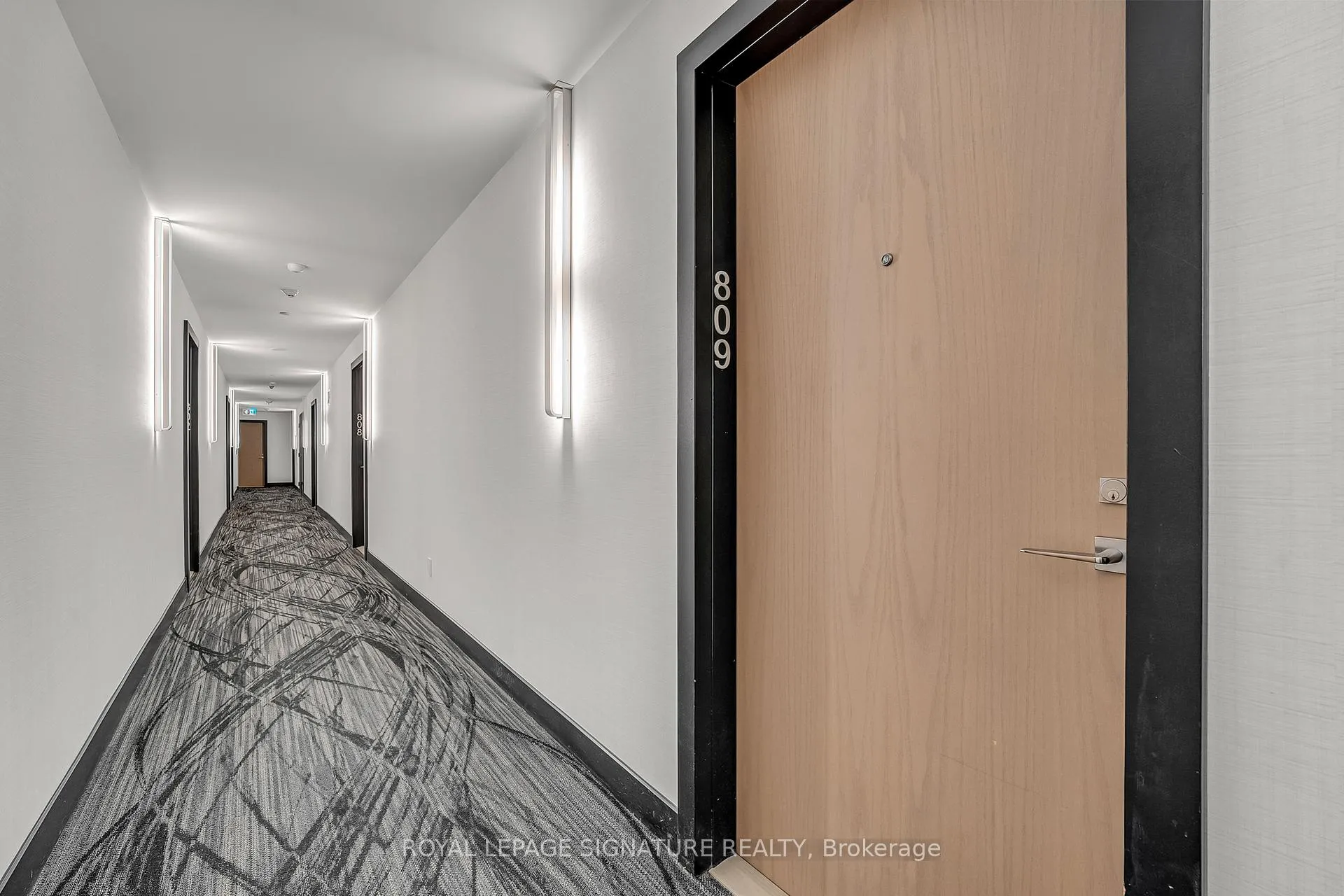 Photo 8 of Unit 809, 8 Rouge Valley Drive W, Markham, Unionville — HOMEH