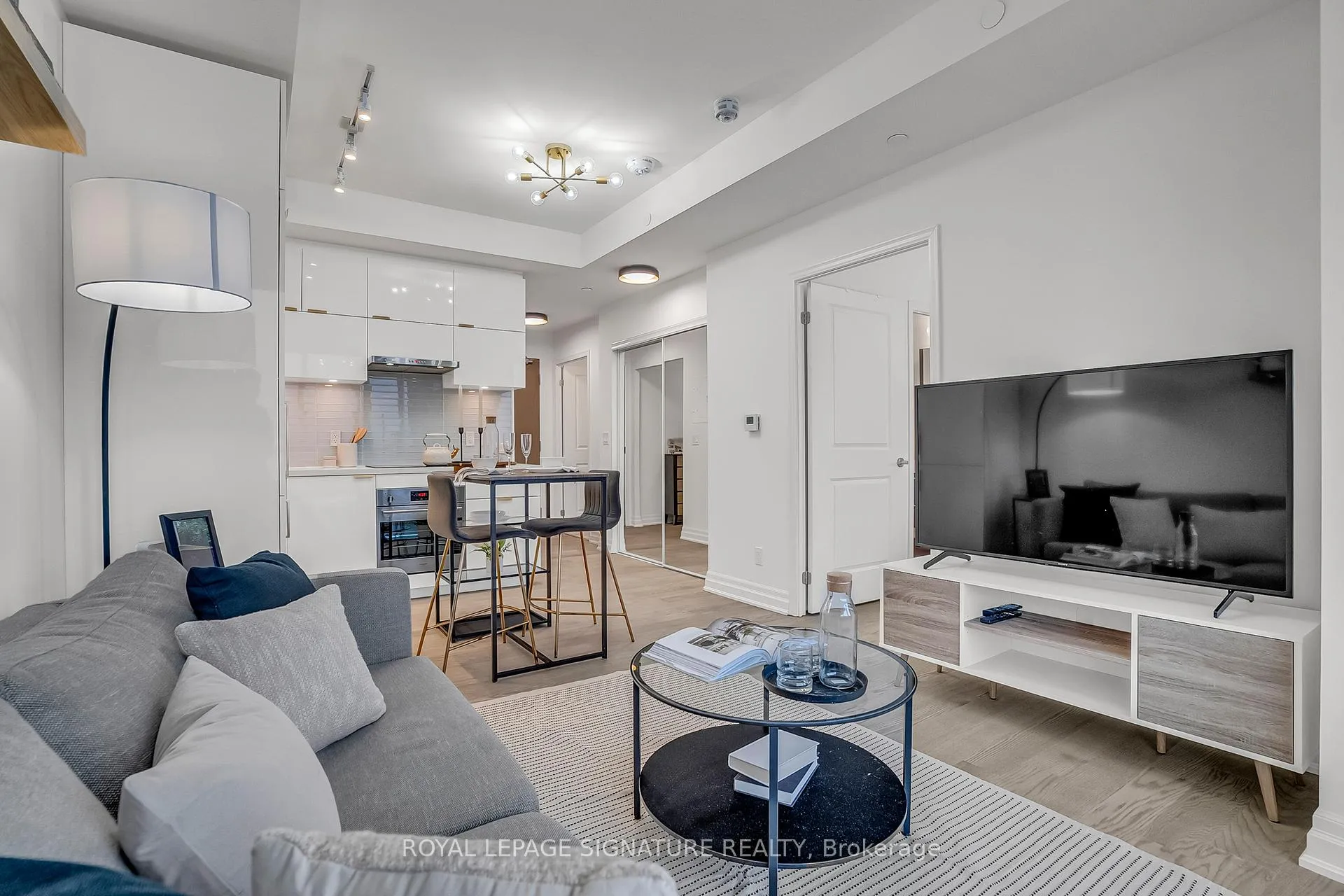 Photo 21 of Unit 809, 8 Rouge Valley Drive W, Markham, Unionville — HOMEH