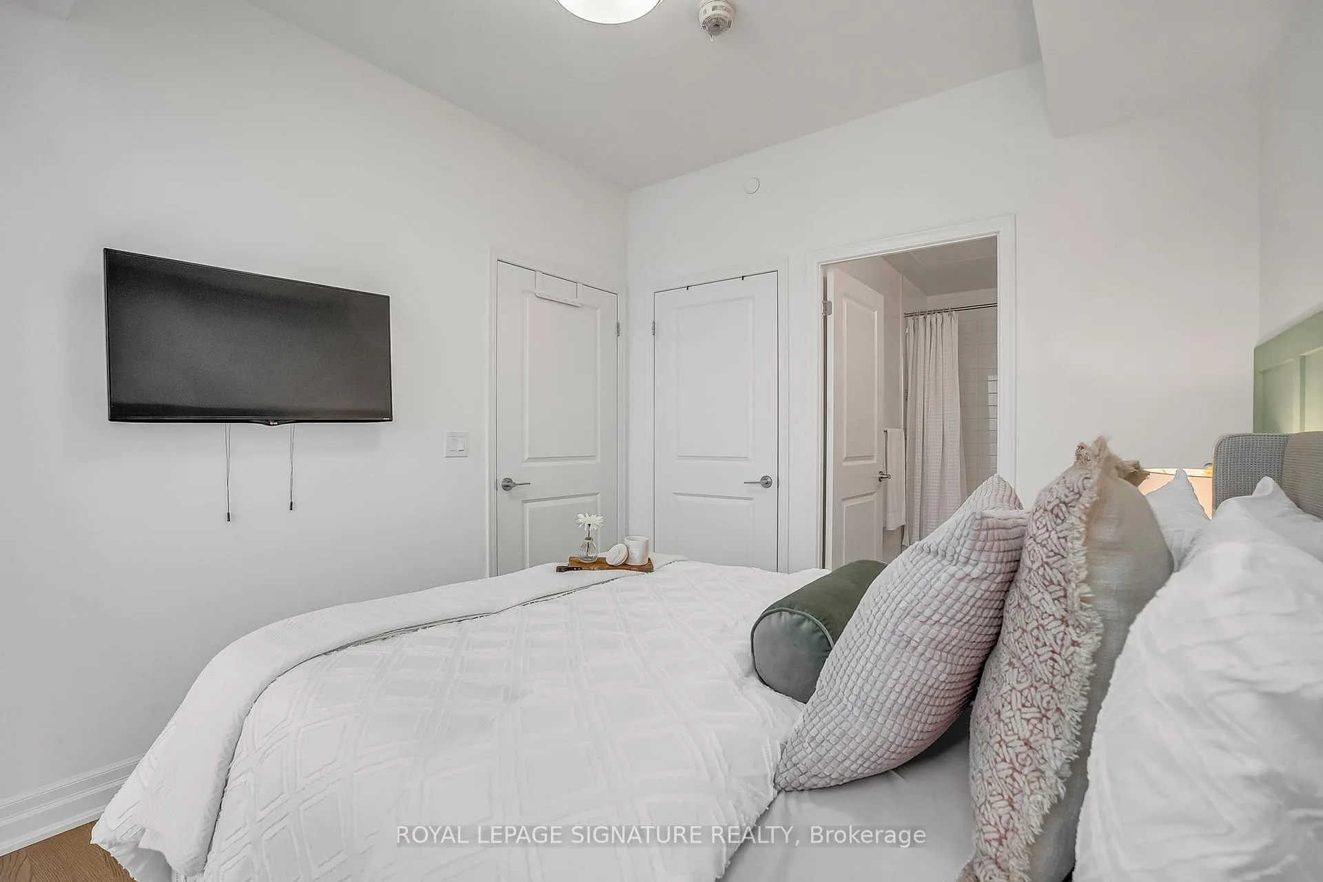 Photo 26 of Unit 809, 8 Rouge Valley Drive W, Markham, Unionville — HOMEH