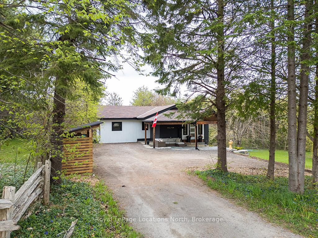 Photo 1 of 8430 21 22 Nottawasaga Side Road, Clearview, Rural Clearview — HOMEH
