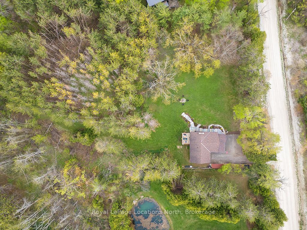 Photo 3 of 8430 21 22 Nottawasaga Side Road, Clearview, Rural Clearview — HOMEH