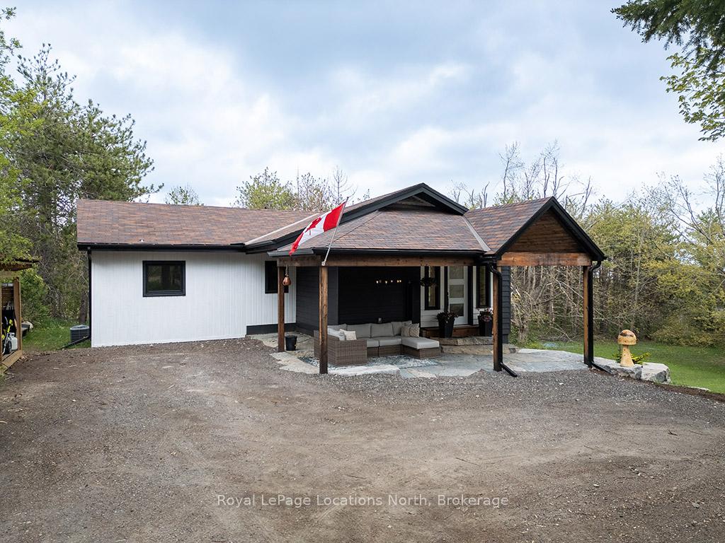 Photo 4 of 8430 21 22 Nottawasaga Side Road, Clearview, Rural Clearview — HOMEH