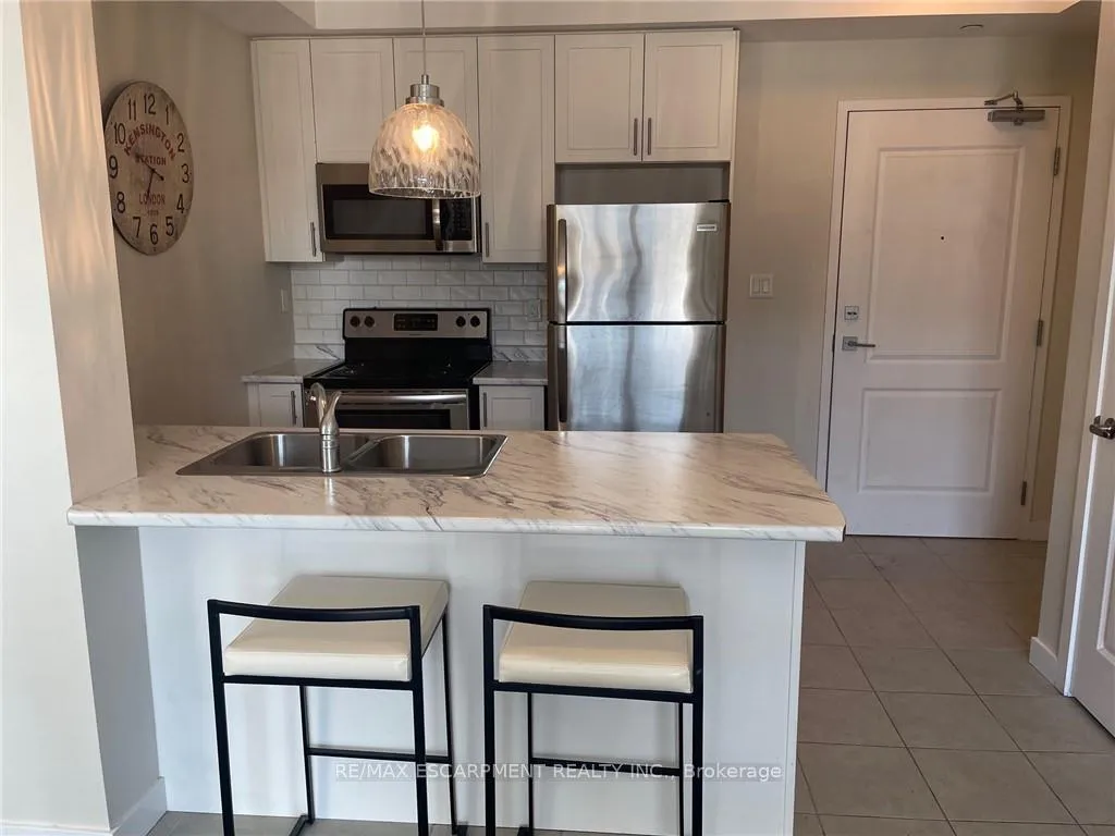 Photo 9 of Unit 227, 101 Shoreview Place, Hamilton, Stoney Creek — HOMEH