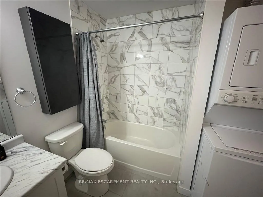 Photo 21 of Unit 227, 101 Shoreview Place, Hamilton, Stoney Creek — HOMEH