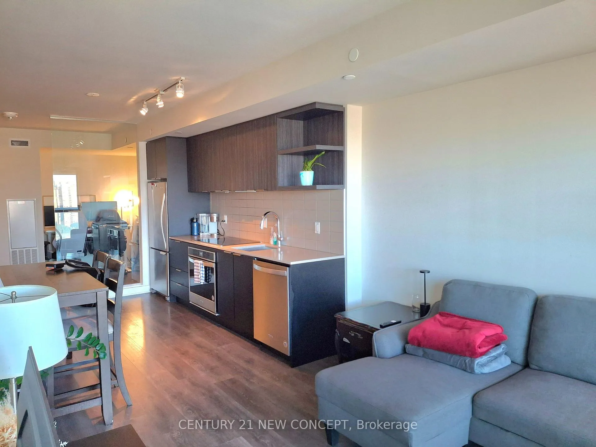 Photo 3 of Unit 2006, 6 Sonic Way, Toronto, Flemingdon Park — HOMEH
