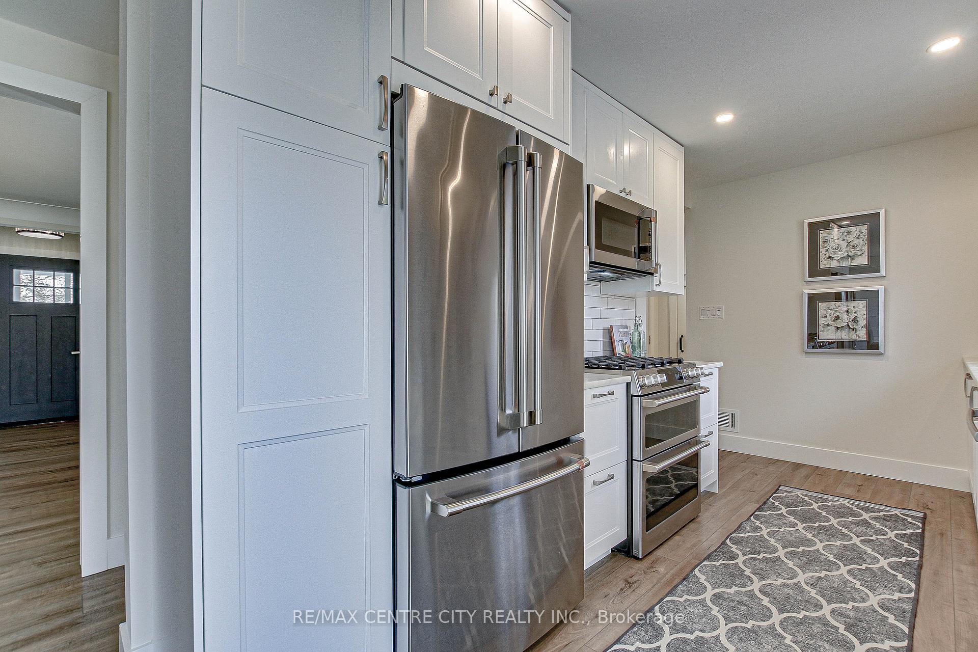 Photo 15 of 9 Lynhurst Avenue, Central Elgin, Lynhurst — HOMEH