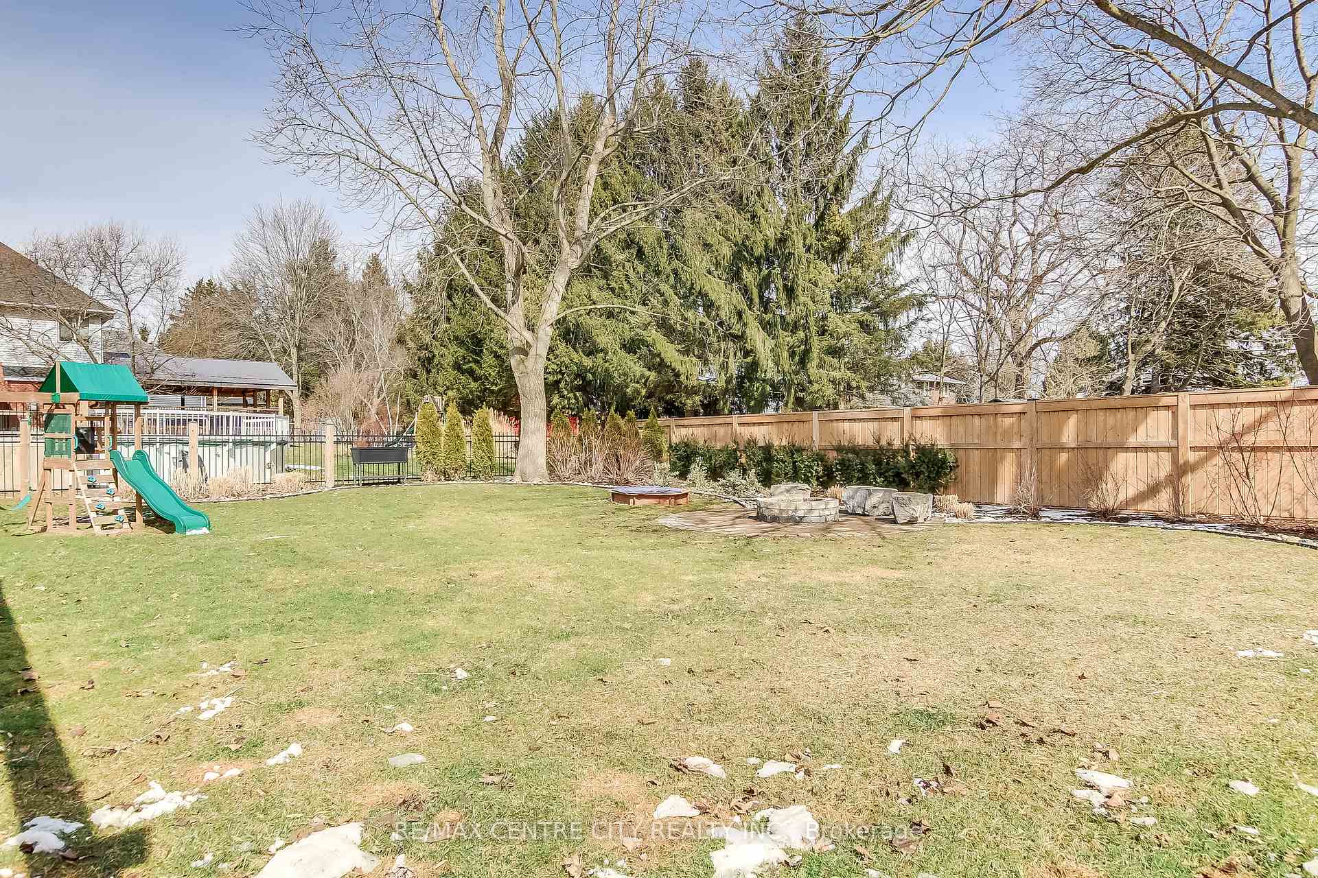 Photo 39 of 9 Lynhurst Avenue, Central Elgin, Lynhurst — HOMEH