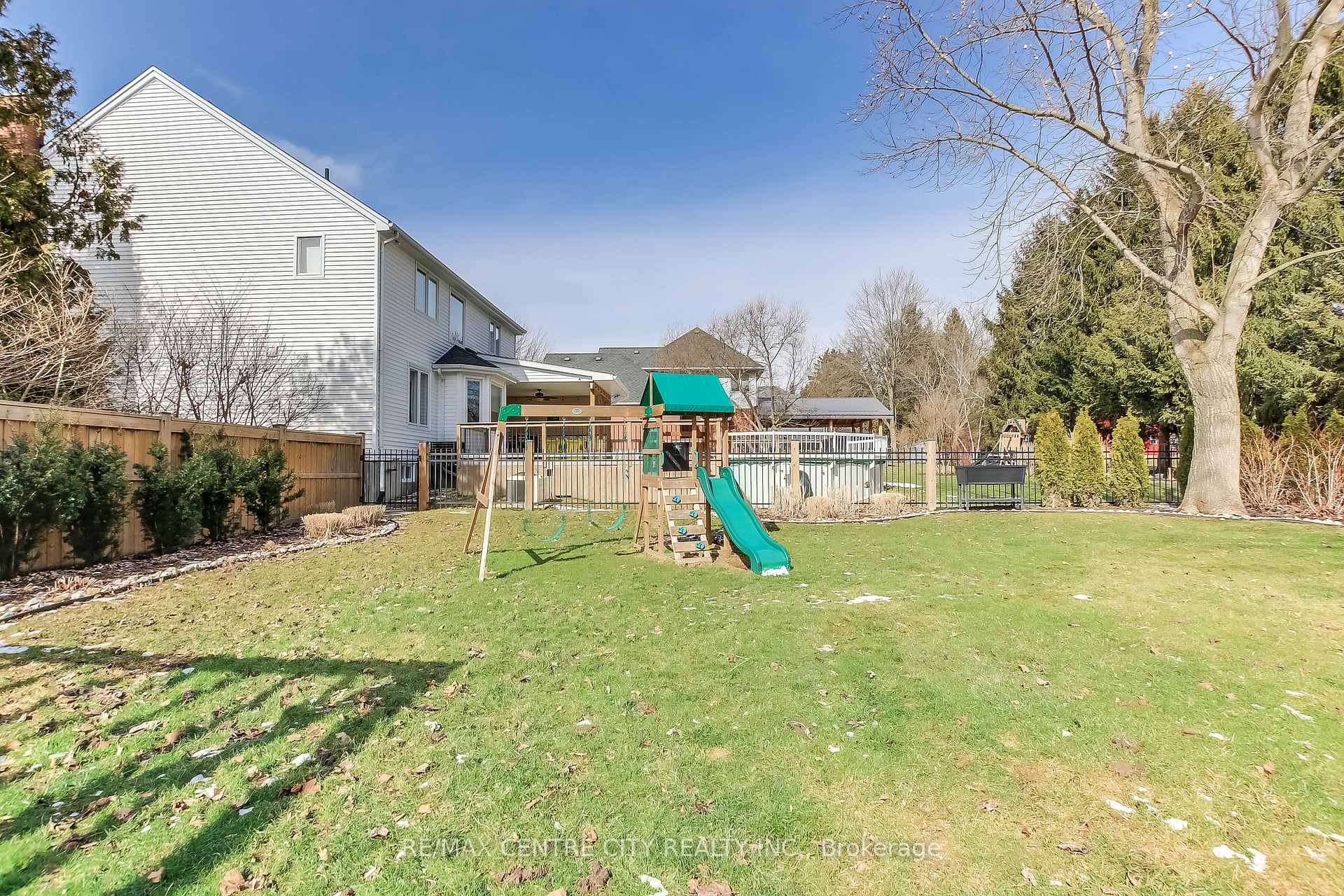 Photo 40 of 9 Lynhurst Avenue, Central Elgin, Lynhurst — HOMEH
