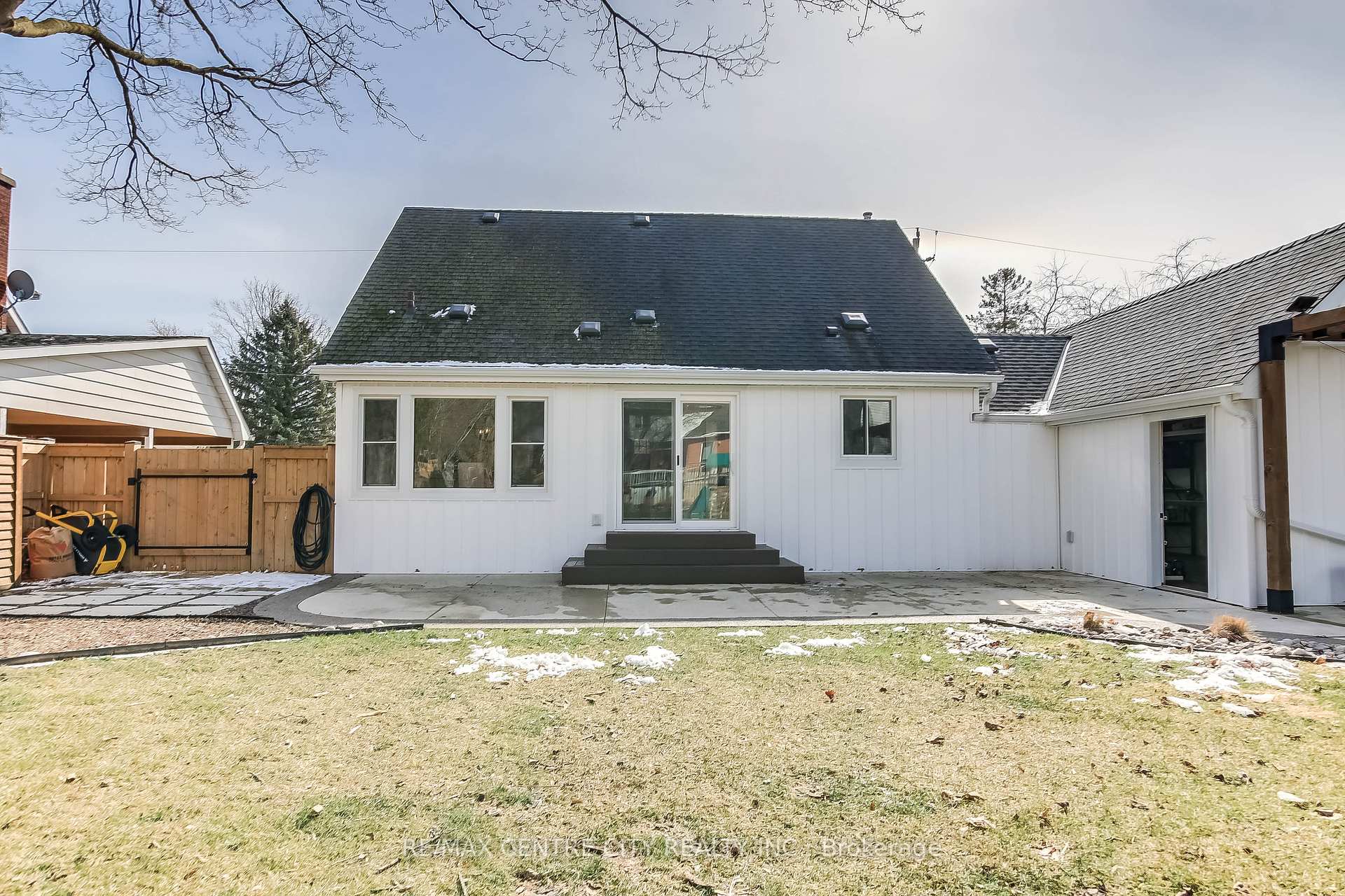 Photo 44 of 9 Lynhurst Avenue, Central Elgin, Lynhurst — HOMEH
