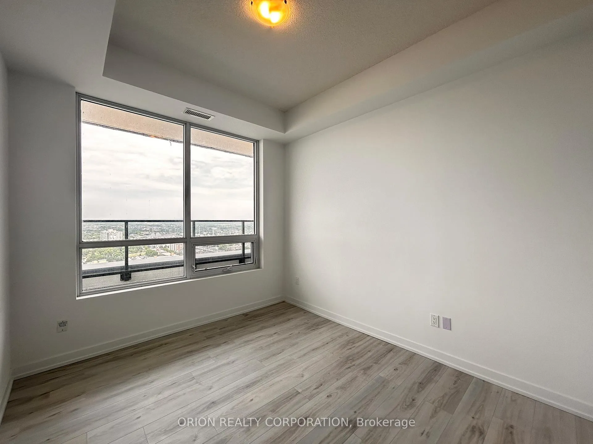Photo 14 of Unit 3006, 1435 Celebration Drive, Pickering, Bay Ridges — HOMEH
