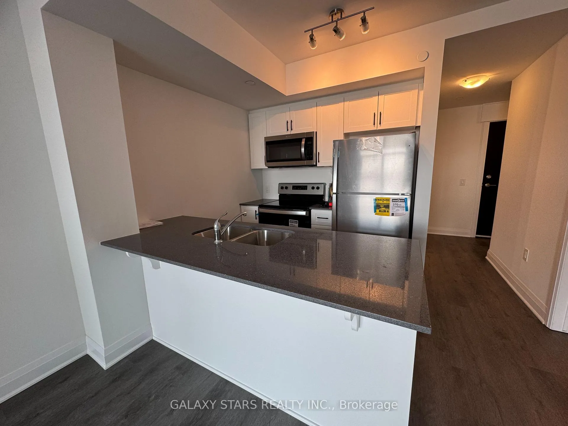 Photo 10 of Unit 201, 1936 Rymal Road E, Hamilton, Rural Glanbrook — HOMEH