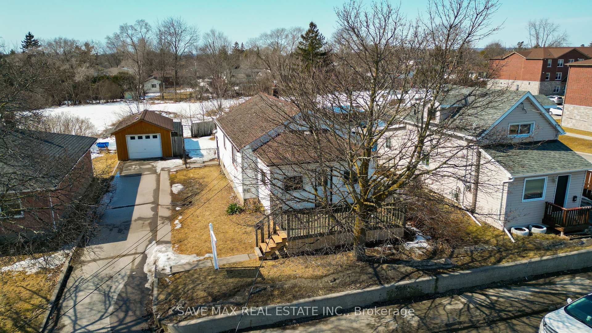 Photo 3 of 444 Sidney Street, Belleville, Belleville Ward — HOMEH