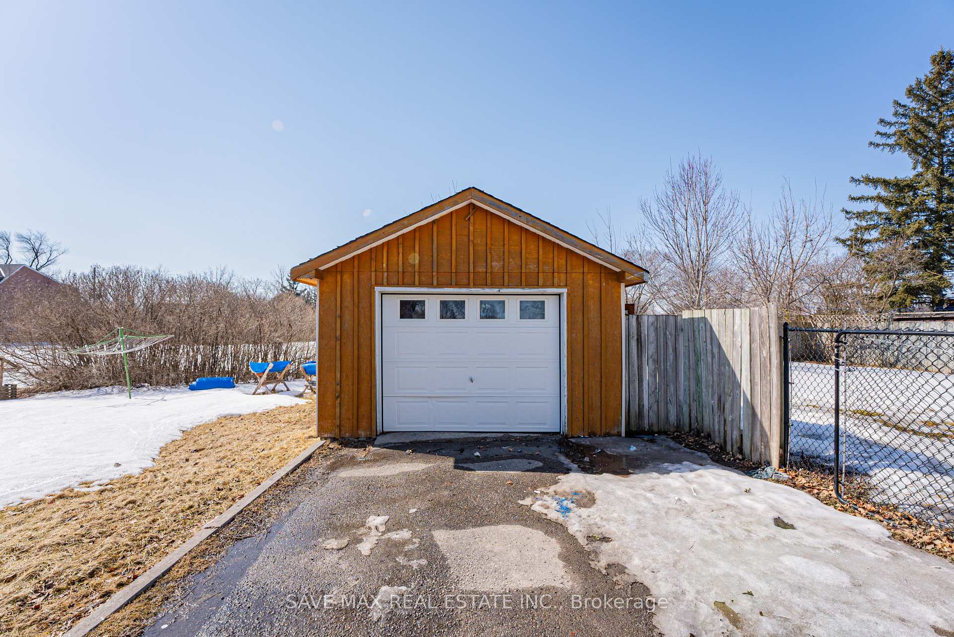 Photo 11 of 444 Sidney Street, Belleville, Belleville Ward — HOMEH