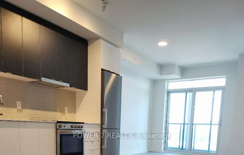Photo 4 of Unit B1601, 50 Upper Mall Way, Vaughan, Brownridge — HOMEH