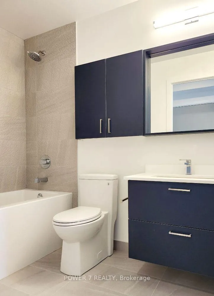 Photo 8 of Unit B1601, 50 Upper Mall Way, Vaughan, Brownridge — HOMEH