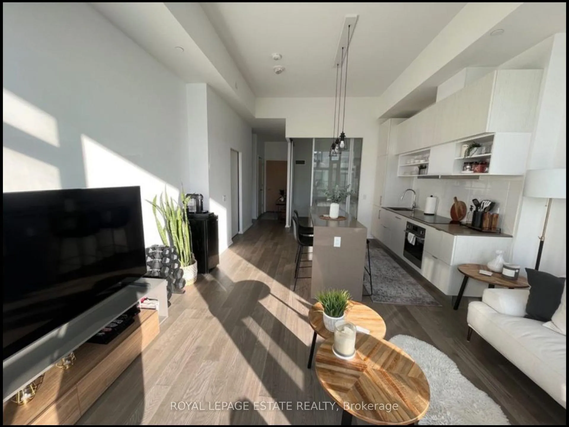 Photo 3 of Unit 1739, 5 Soudan Avenue, Toronto, Mount Pleasant West — HOMEH