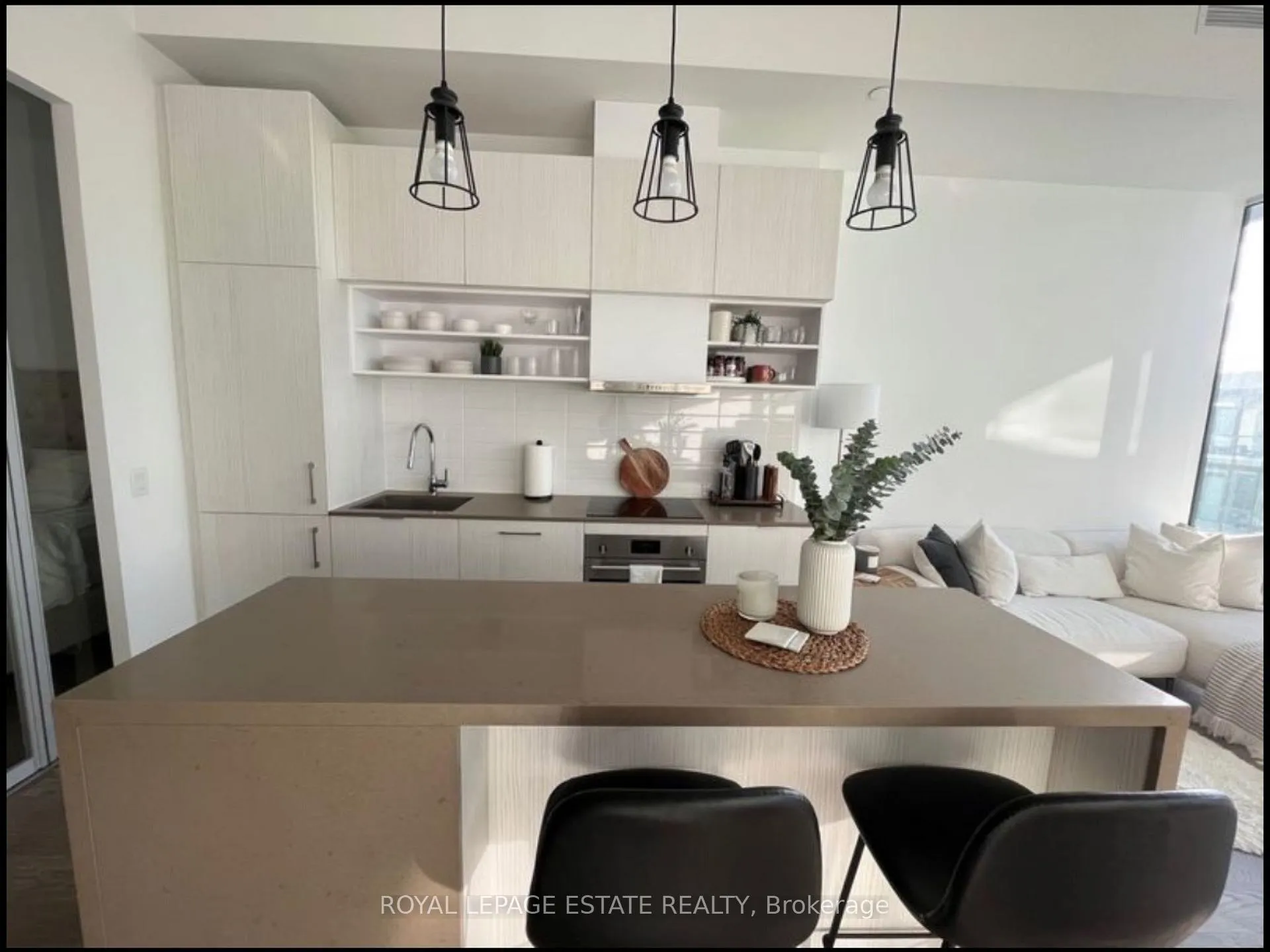 Photo 5 of Unit 1739, 5 Soudan Avenue, Toronto, Mount Pleasant West — HOMEH