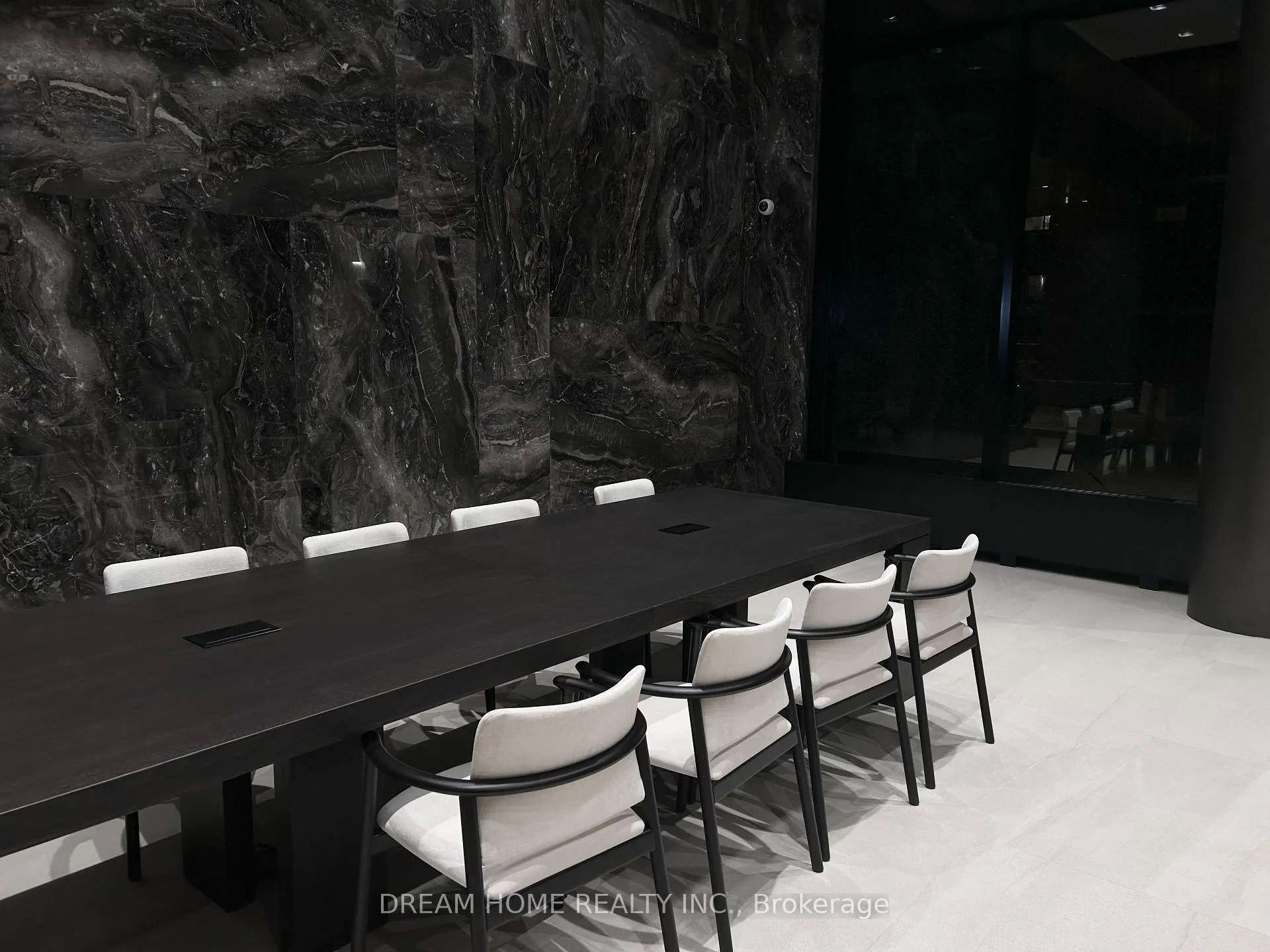 Photo 21 of Unit 513, 117 Broadway Avenue, Toronto, Mount Pleasant West — HOMEH
