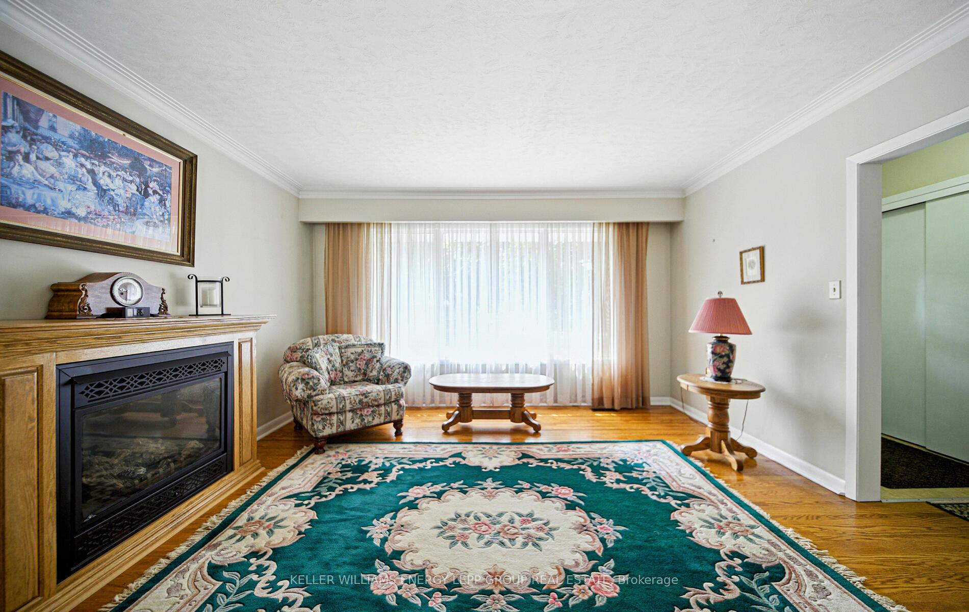 Photo 7 of 71 Parkway Crescent, Clarington, Bowmanville — HOMEH