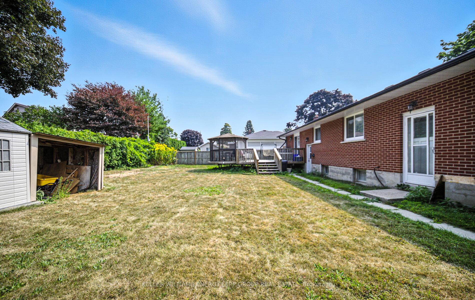 Photo 21 of 71 Parkway Crescent, Clarington, Bowmanville — HOMEH