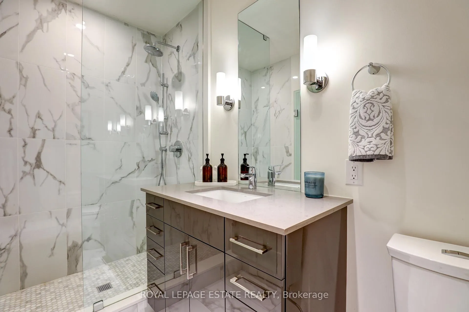 Photo 12 of Unit 419, 365 Beech Avenue, Toronto, The Beaches — HOMEH