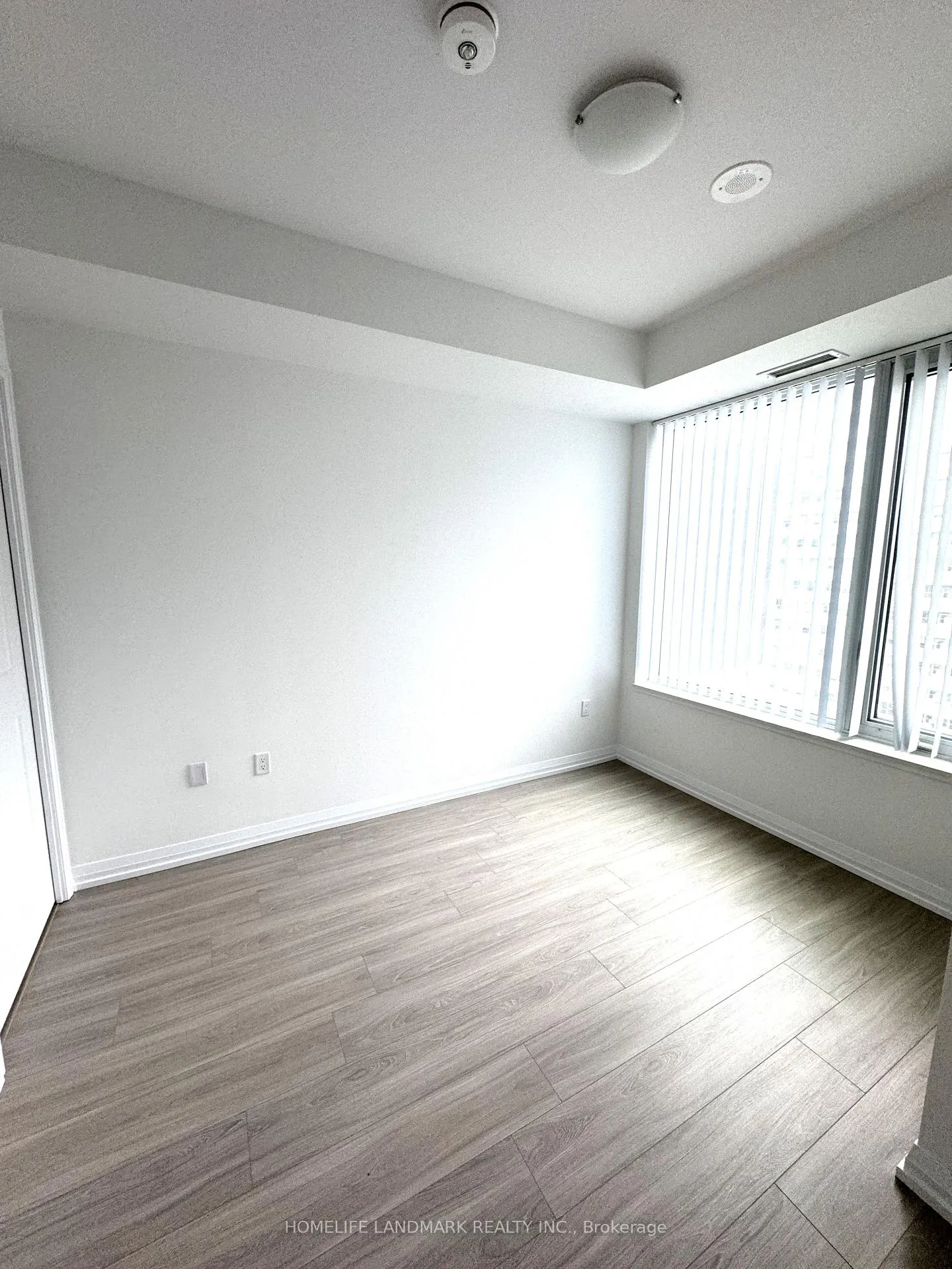 Photo 7 of Unit 2211, 50 Dunfield Avenue, Toronto, Mount Pleasant East — HOMEH
