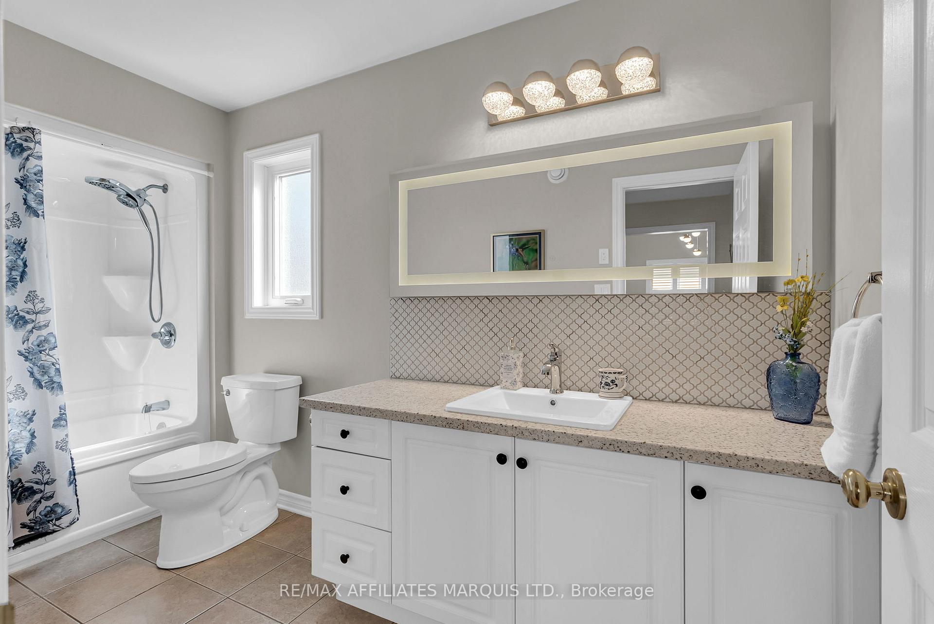 Photo 24 of 87 Sunset Boulevard, Cornwall — HOMEH