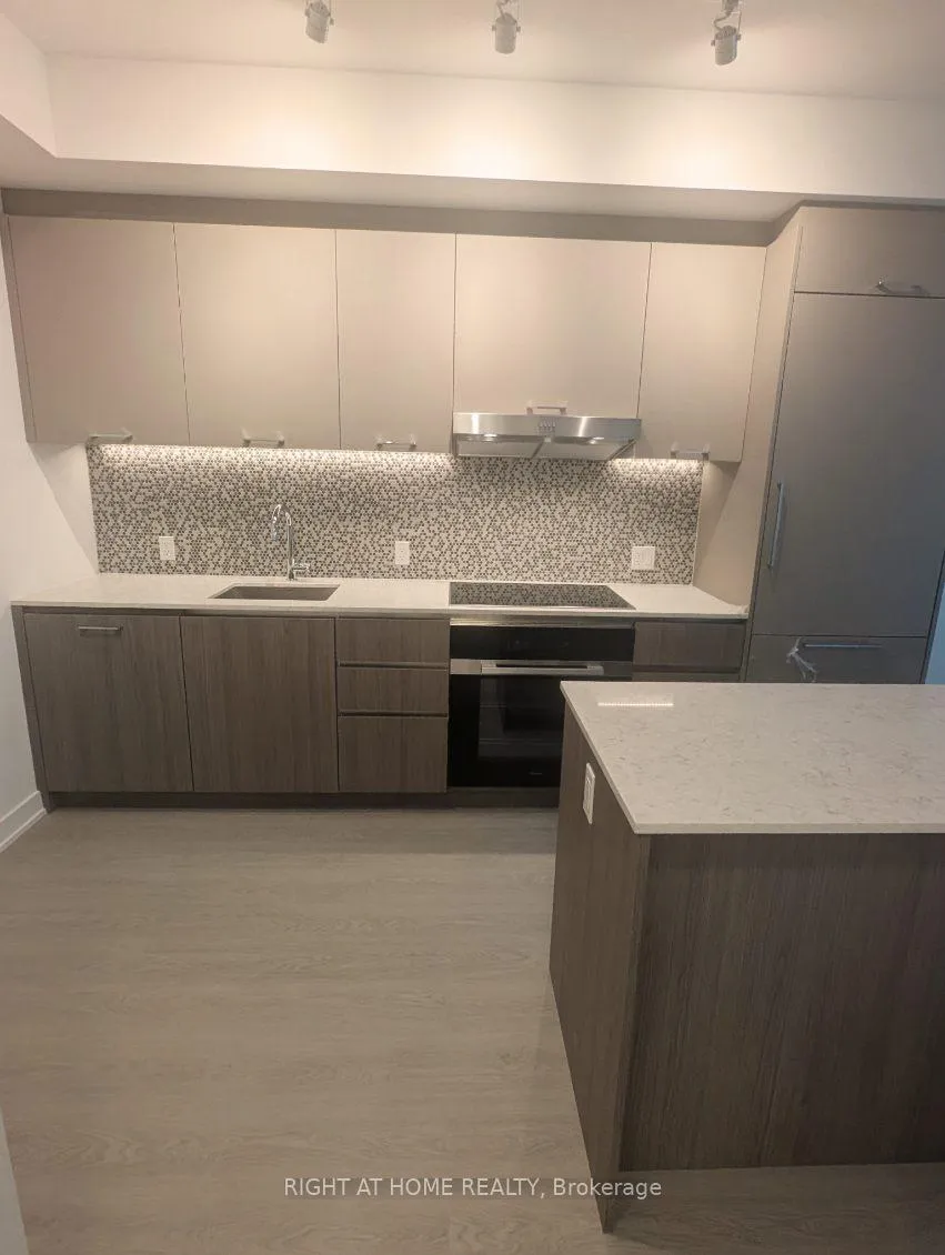 Photo 1 of Unit 430, 8188 Yonge Street, Vaughan, Uplands — HOMEH