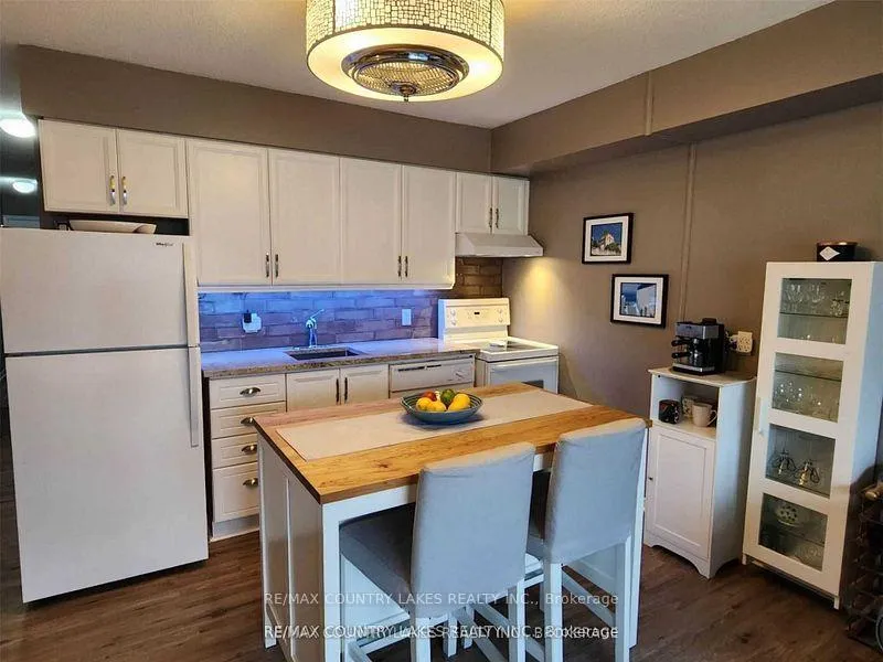 Photo 6 of Unit 2, 11 Laguna Parkway, Ramara, Brechin — HOMEH