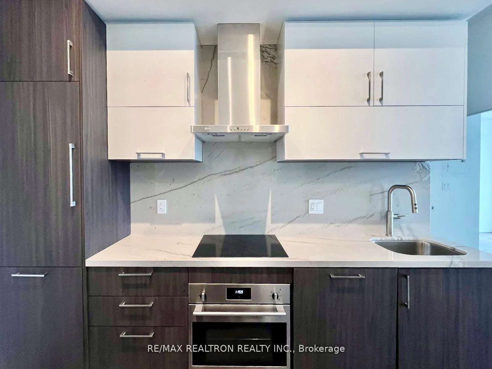 Photo 4 of Unit 1807, 8119 Birchmount Road, Markham, Unionville — HOMEH