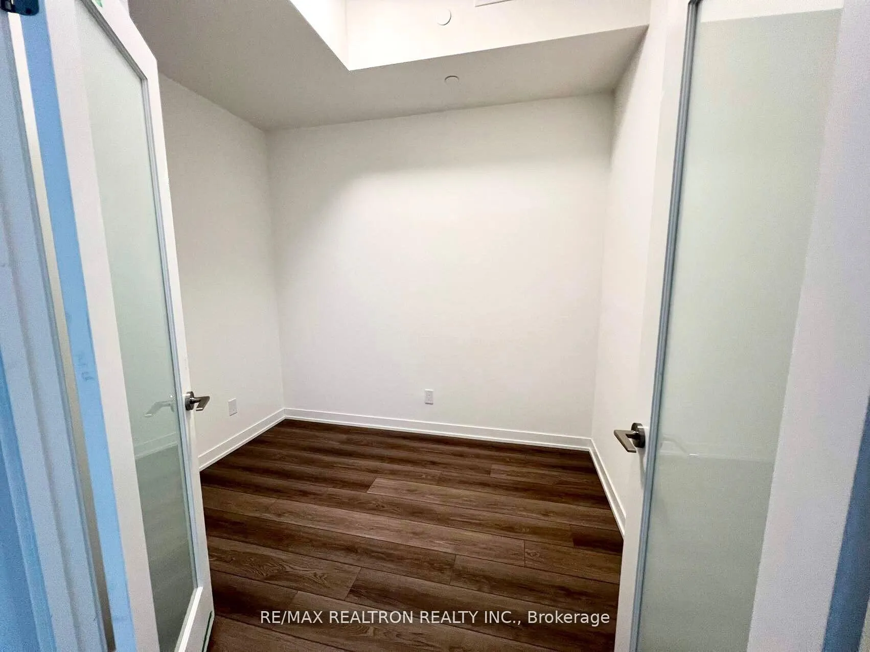 Photo 6 of Unit 1807, 8119 Birchmount Road, Markham, Unionville — HOMEH