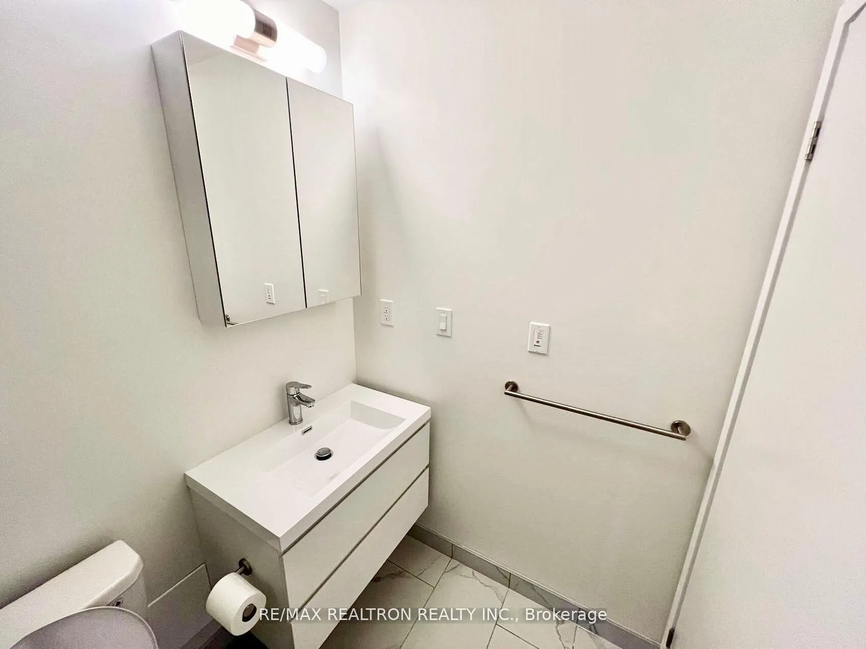 Photo 12 of Unit 1807, 8119 Birchmount Road, Markham, Unionville — HOMEH