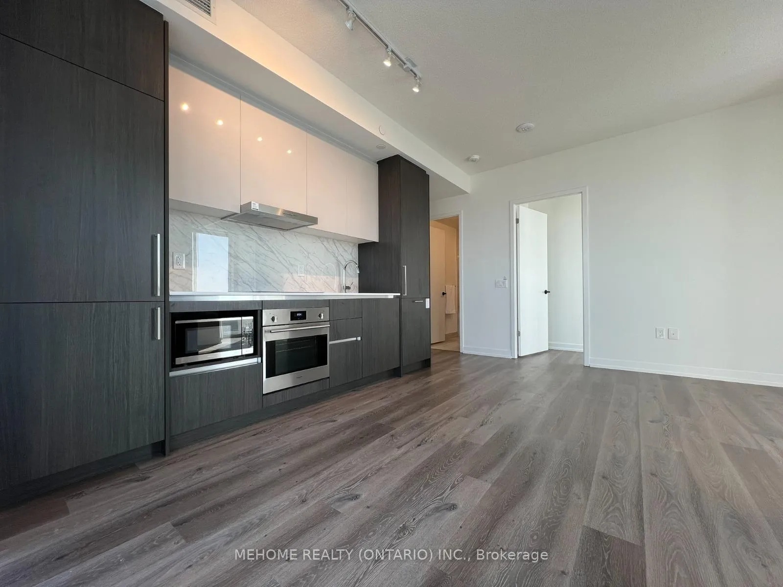 Photo 1 of Unit 1706, 225 Commerce Street, Vaughan, Vaughan Corporate Centre — HOMEH